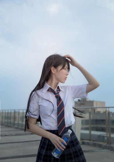 在丈夫面前被侵犯在线