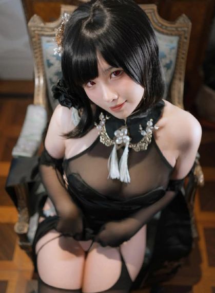 朱亚文