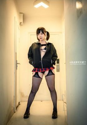王家一家人